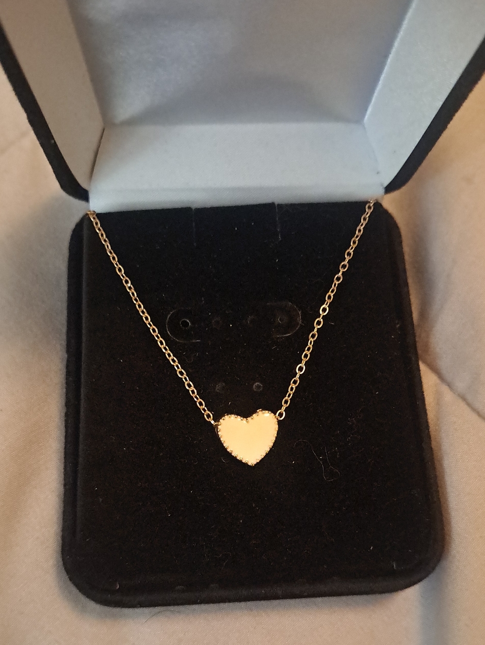 Delicate Heart Pendant Necklace - Gold
